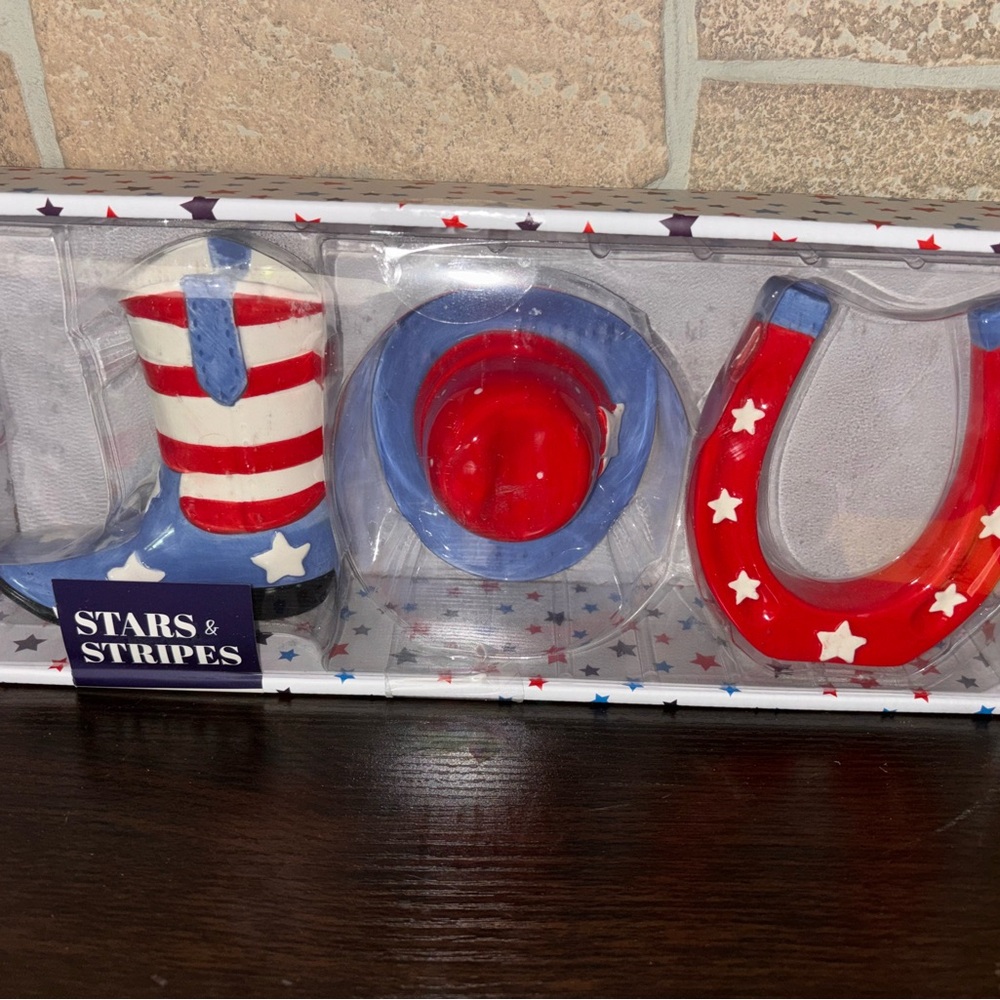 Red and White Patriotic Cake Toppers for Celebrations